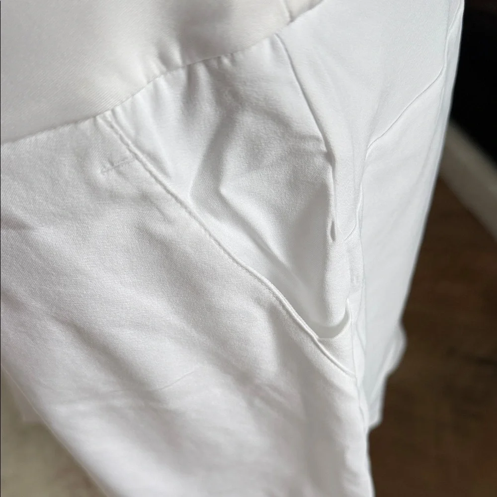 🆕 Adidas White Athletic Skirt/Shorts